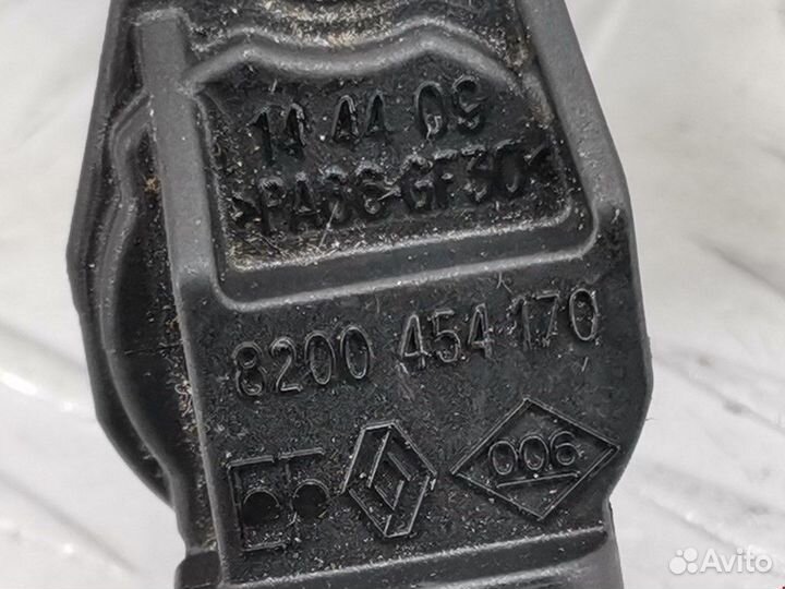 Датчик распредвала Renault Megane 2 2006