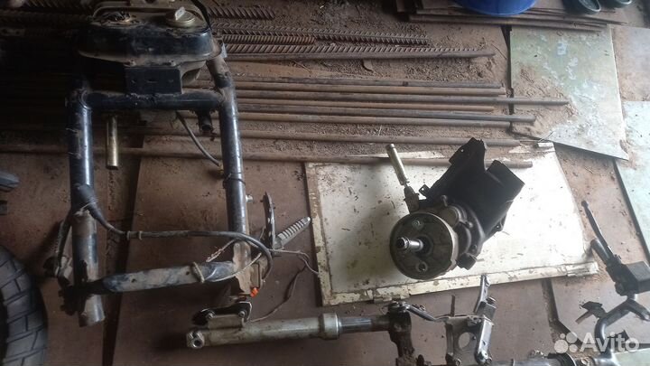 Запчасти на китайский скутер