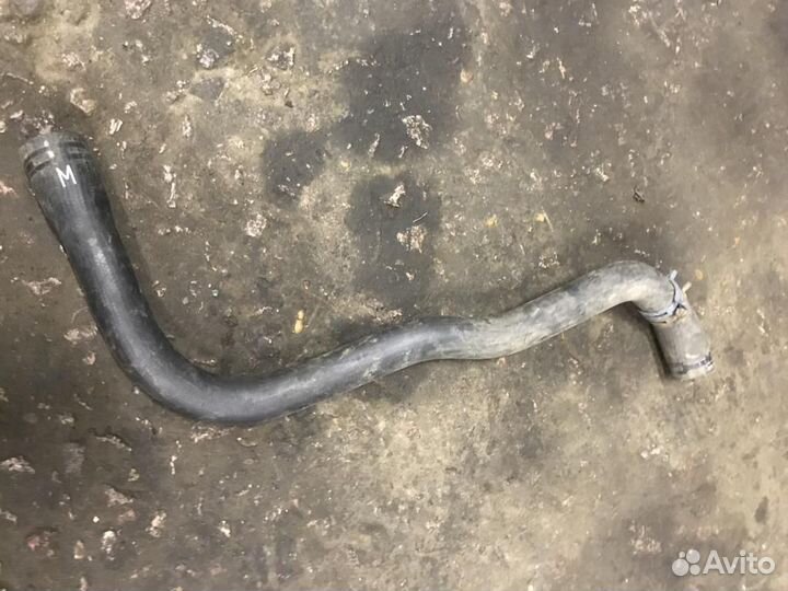 Патрубок Volkswagen Passat (B4) 1994-1996