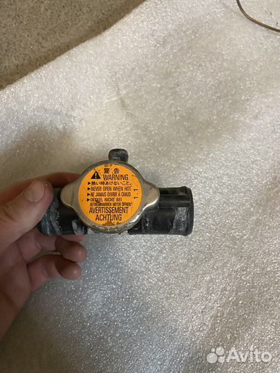 Горловина радиатора lancer 10