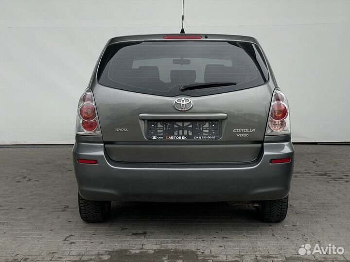 Toyota Corolla Verso 1.8 AMT, 2006, 262 200 км