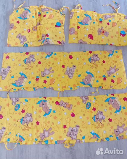 Бортики в детскую кроватку