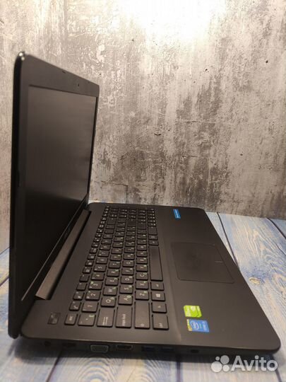 Мощный Asus GeForce 920М/SSD/8 Озу/15.6 Дюйма