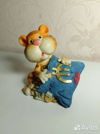 Сувениры-копилки для денег