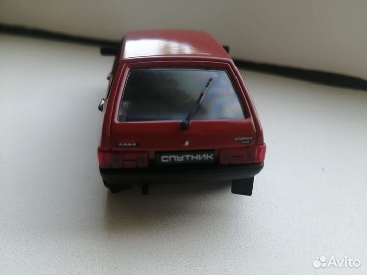 Моделька ваз 2109 (спутник) 1:43 с журналом