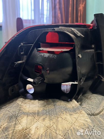 Фонарь задний правый vw polo