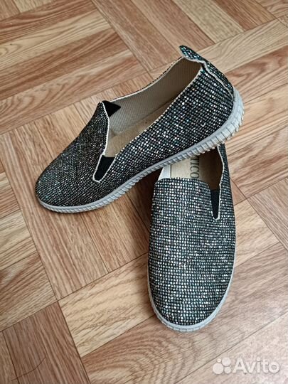 Тапки (слипоны)