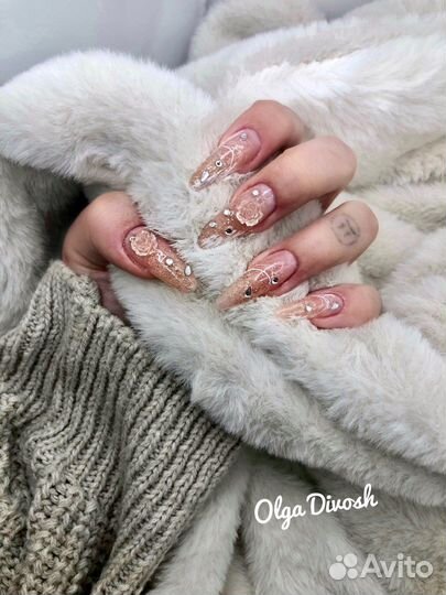 Услуги маникюра. Наращивание ногтей. Гель лак