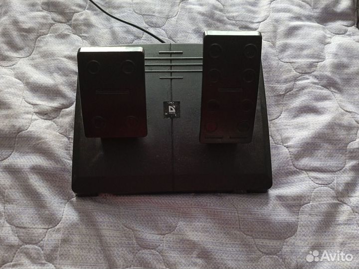 Игровой руль defender