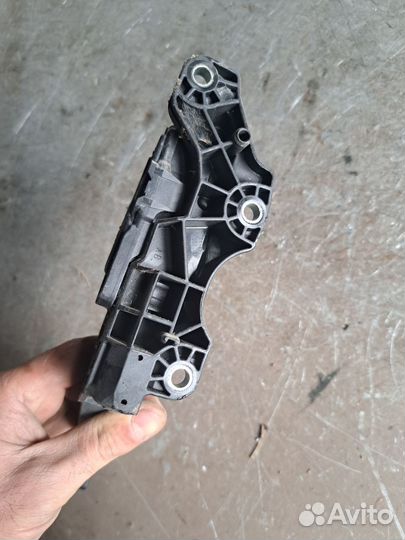 Педаль газа Ford Mondeo