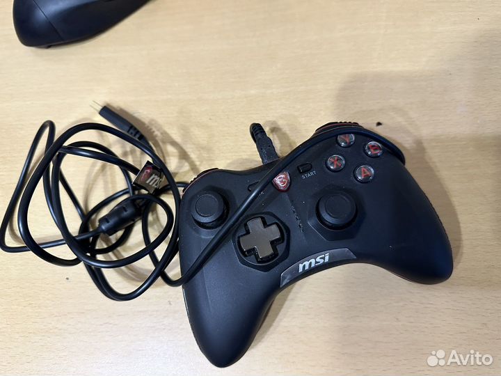 Геймпад проводной MSI Force GC20 черный