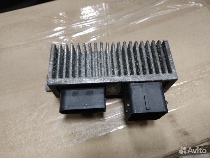 Блок управления вентиляторами Рено Меган 3, Сценик