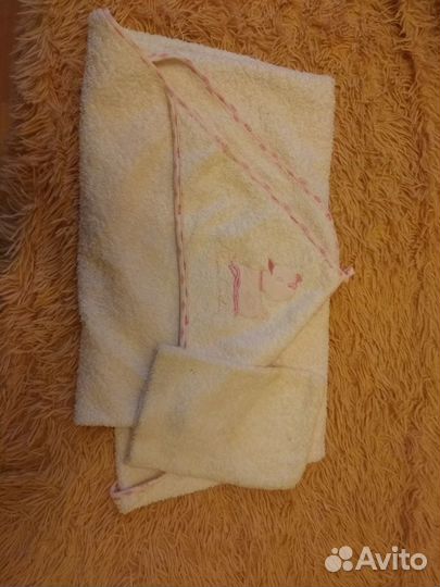 Комплект: полотенце-уголок +варежка
