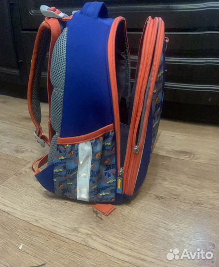 Школьный рюкзак