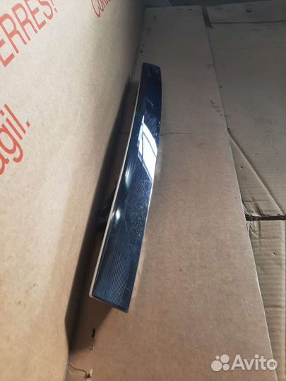 Накладка крышки багажника subaru impreza ge sedan