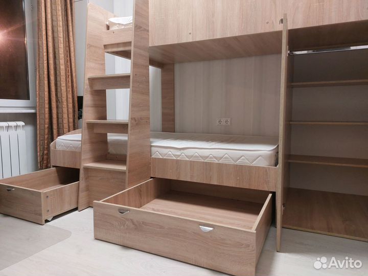 Двухъярусная кровать бу с матрасами