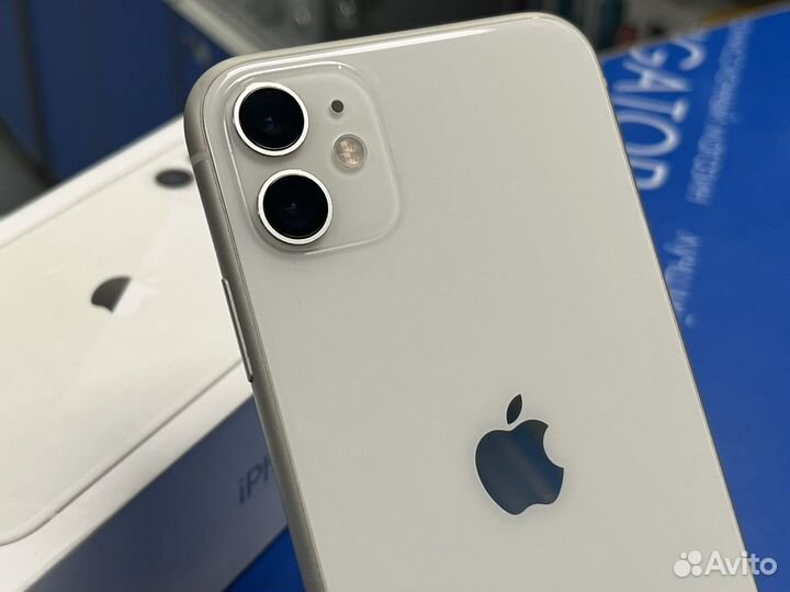 iPhone 11, 64 ГБ