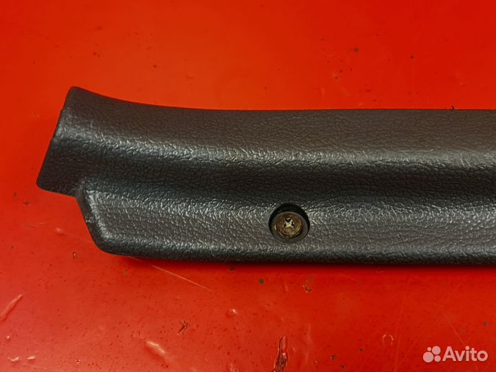 Накладка порога задняя правая 4Runner 130