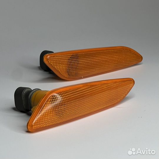 Поворотник Alfa Romeo 156 правый/левый