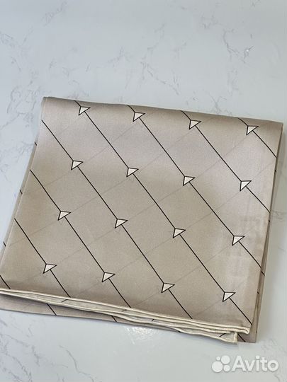 Платок Prada шелк