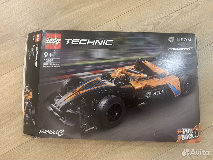 Коробка Lego technic 42169