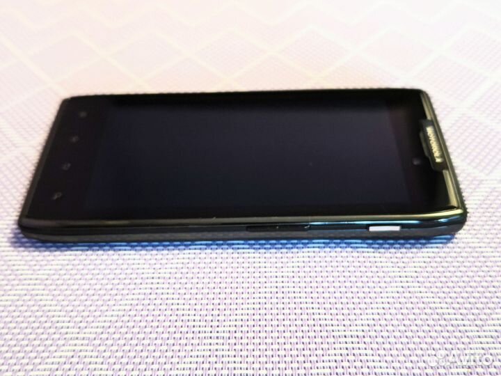 Motorola RAZR, 16 ГБ