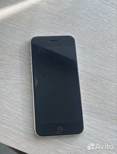 iPhone se 2020