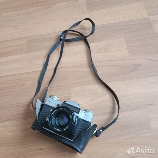 Фотоаппарат Зенит Е + объектив Гелиос