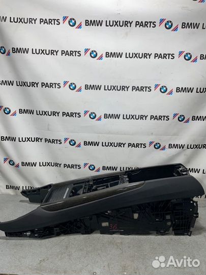 Подлокотник Bmw X5 F15 3.0 N57D30А 2014