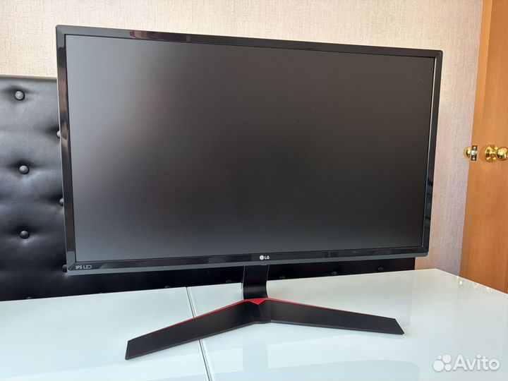 Монитор LG 24