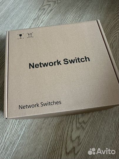 Гигабитный коммутатор PoE 8 портов gpoe208