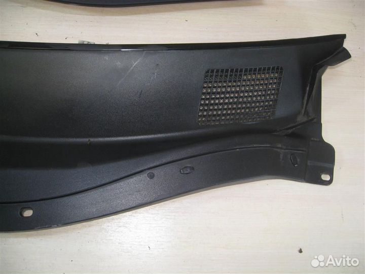 Решетка стеклоочистителей Lexus RX300 (MCU15) 2002