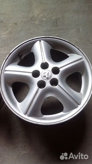 28) К-кт дисков ориг литых R16 dodge 5х100