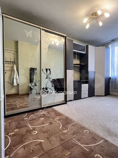 Комната 19 м² в 3-к., 2/4 эт.