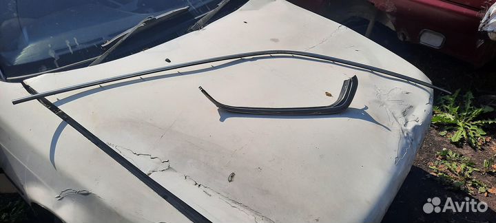 Молдинг крыши правый Honda Accord 4