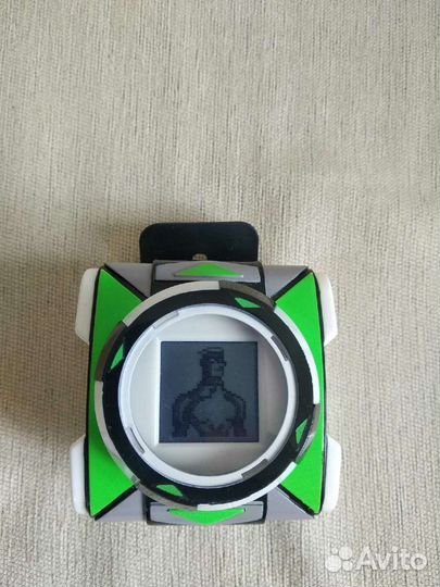 Часы Бен тен 10