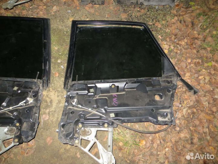 Стекла на Ауди 100 С4