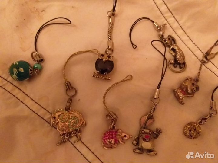 Подвески на телефон 8 штук