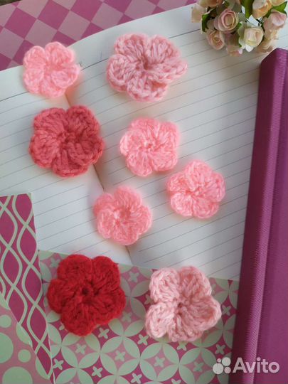 Вязанные цветы