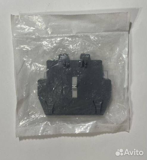 Блок-контакт боковой 1SFN010820R3311