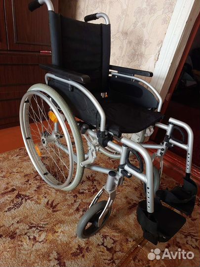 Коляска инвалидная