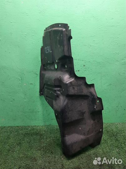 Пыльник двигателя боковой левый Toyota Corolla E1