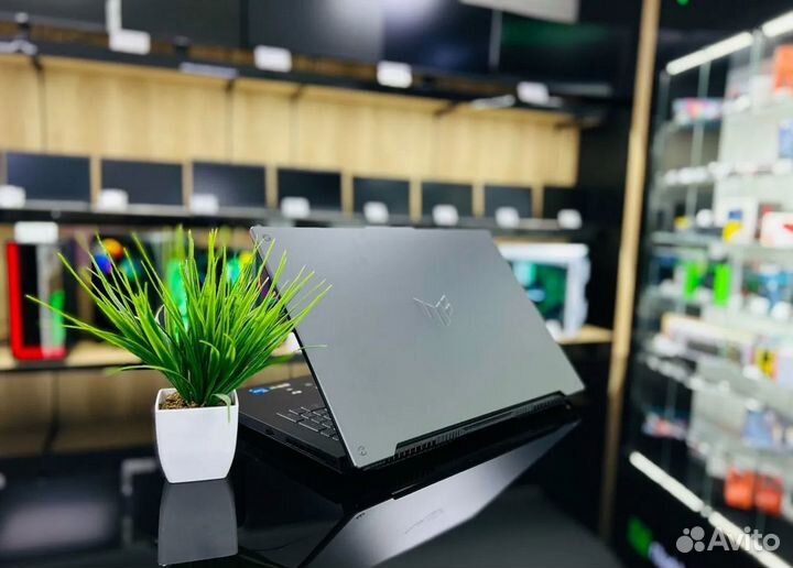 Игровой ноутбук Asus 17