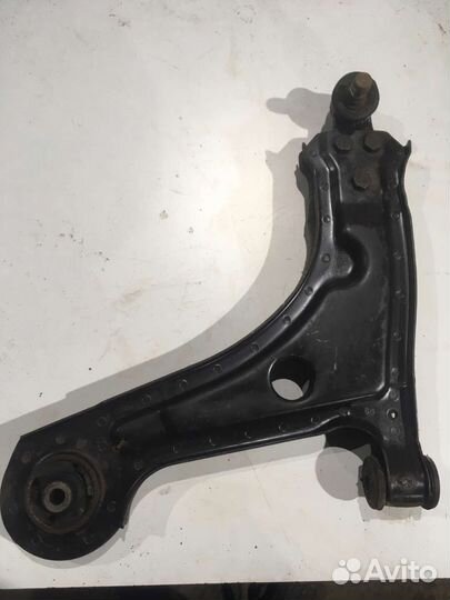 Рычаг передний левый / правый Chevrolet Lacetti