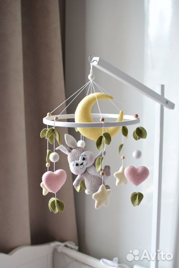 Детский мобиль карусель в кроватку из фетра