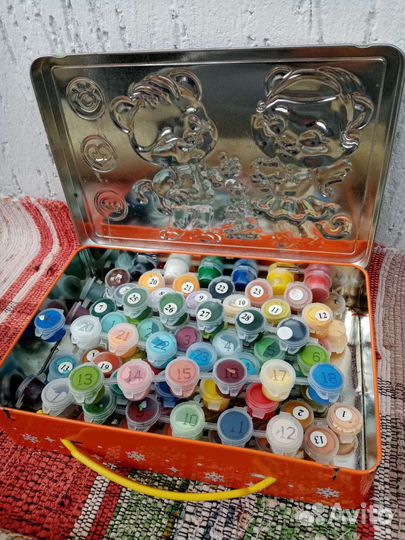 Краски по номерам разные остатки 113 штук