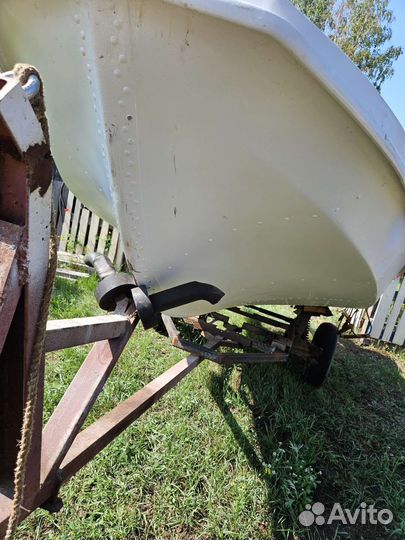 Лодка Обь М