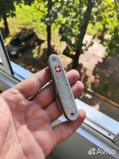 Складной швейцарский нож Victorinox Alox