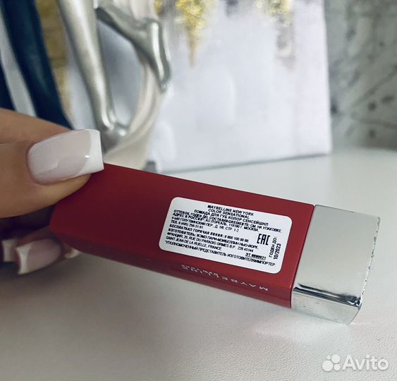 Maybelline помада 382