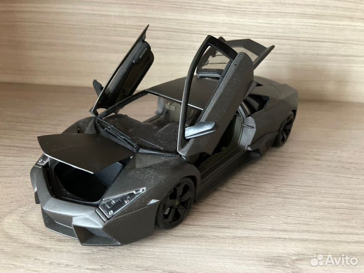 Lamborghini reventon 1/18